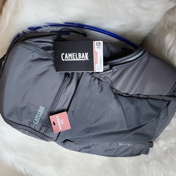 CamelBak Women’s Sequoia 24 Hiking Hydration Pack - Hike Backpack - 100 oz - Picture 4 of 13
